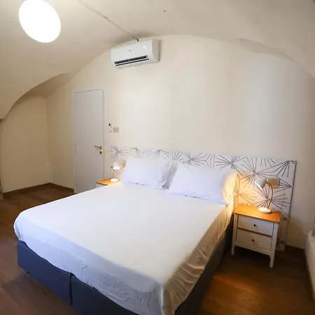 Bouganville Dimore Lejlighed Desenzano del Garda